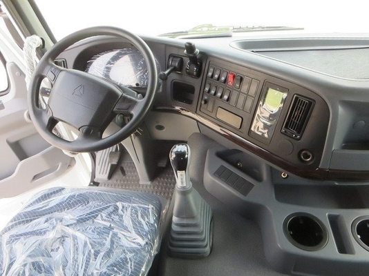 سينوتروك HOWO المستخدمة للجرار الثقيل للشاحنة رأس المقطورة 6 * 4 2018 371-375HP ISO المعتمد