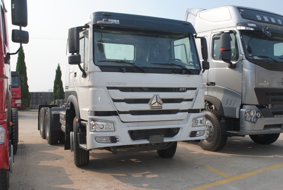 شاحنة جرارية 371HP/420HP شاحنات صينية 5800*2300*1500mm في أفضل الأحوال