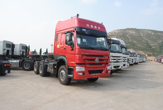 المدفوعات الآمنة سينوتروك هوو 6X4 شاحنة جرار 371HP / 420HP شاحنات صينية ثقيلة