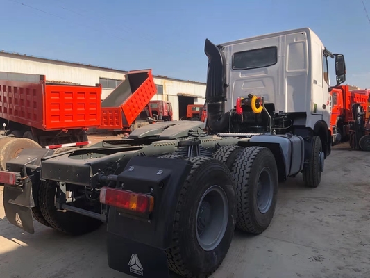4 × 2 HOWO 371HP 420HP رأس المقطورة لتكلفة الشحن ووقت التسليم المقدر