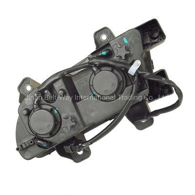 قطع غيار شاحنة قياسية 2 كجم مصابيح الضباب الأمامية لـ Sinotruk HOWO Wg9719720025