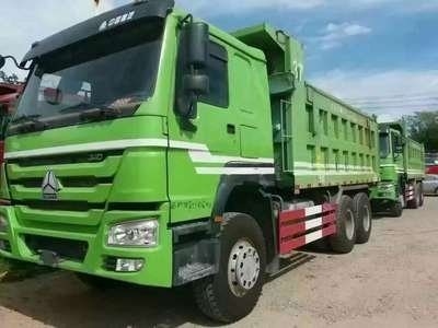 تصميم الإطارات الشعاعية شاحنة سينوتراك HOWO 6X4 شاحنة قمامة لمتطلباتك