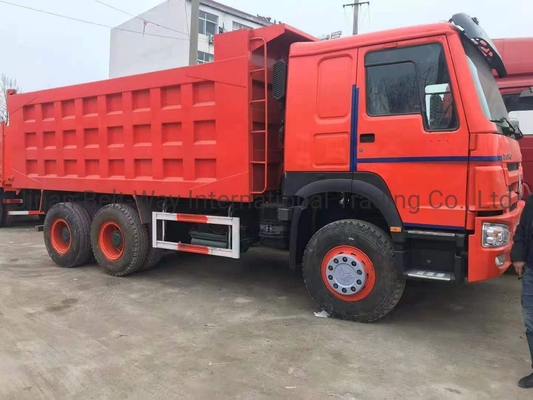 351-450 حصان HOWO 6X4 16 20 متر مكعب 10 شاحنة عجلات مع تصميم إطارات بدون أنابيب