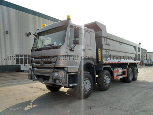 يد ثانية 7.3m HOWO ديزل شاحنة 8 * 4 371HP في وقت التسليم المتوقع