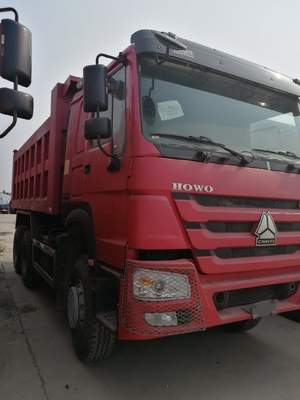 شاحنات السيارات الثقيلة الشاحنات الثقيلة 5800*2300*1500mm مع الاستهلاك