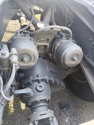 تصميم الإطارات Sinotruc بدون أنابيب HOWO 371HP ناقل نقل يدوي