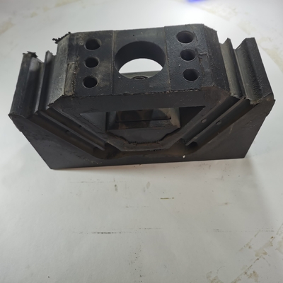 HOWO مقطورة شاحنة قطع الغيار الدعم الخلفي للمحرك Wg9725593031 لنظام النقل
