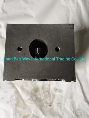 أجزاء نظام التوجيه جهاز التوجيه لـ Sinotruk HOWO رأس أسطوانة شاحنة Az1560040058
